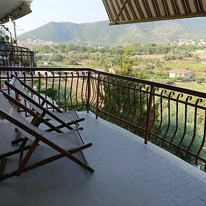 Casa Emilia , Loano Italia